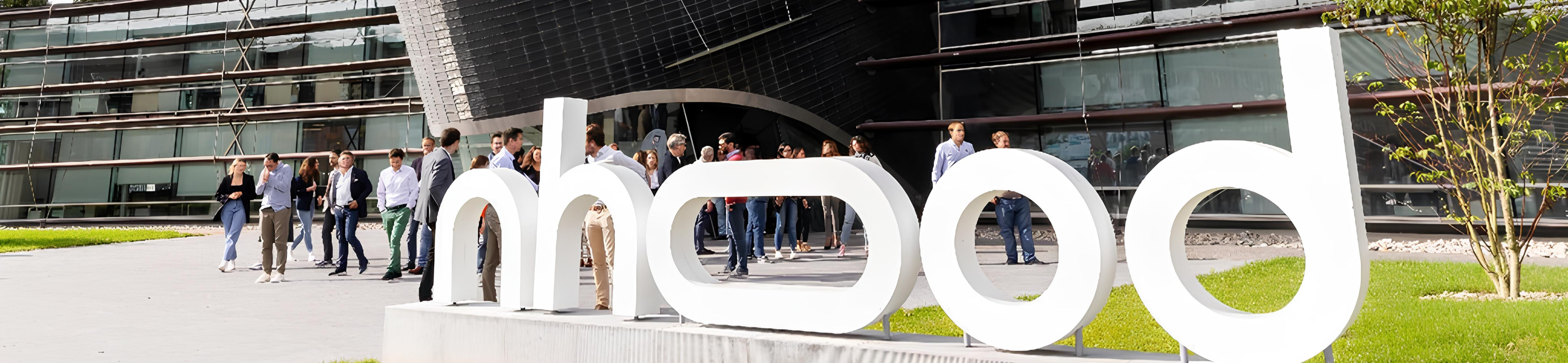 Photo du bâtiment du QG